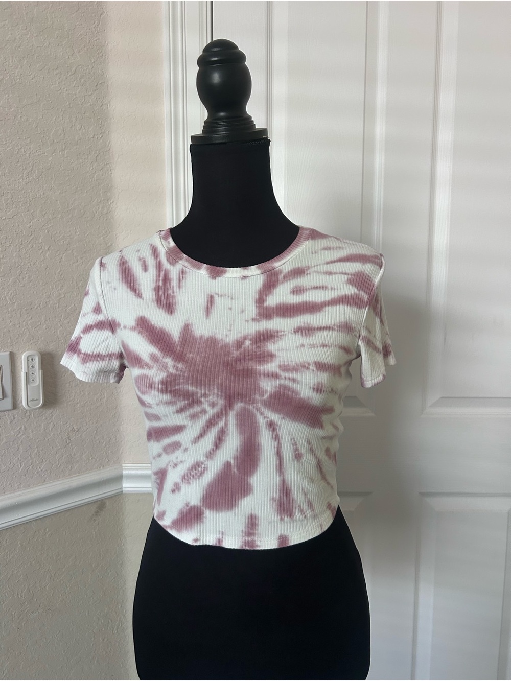 Garage Mauve and White Spiral Tie-Dye Ribbed Crop Top